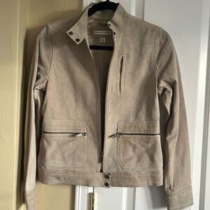 Women’s Banana Republic Tan  Suede Leather Jacket Size XS.
